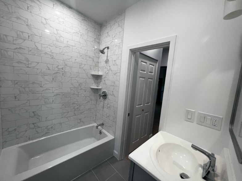 Building Photo - 31 Pierce St