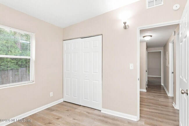 Building Photo - 6132 Ardisia Rd W