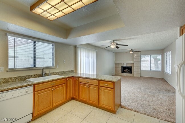 Building Photo - 3229 Canyon Lake Dr