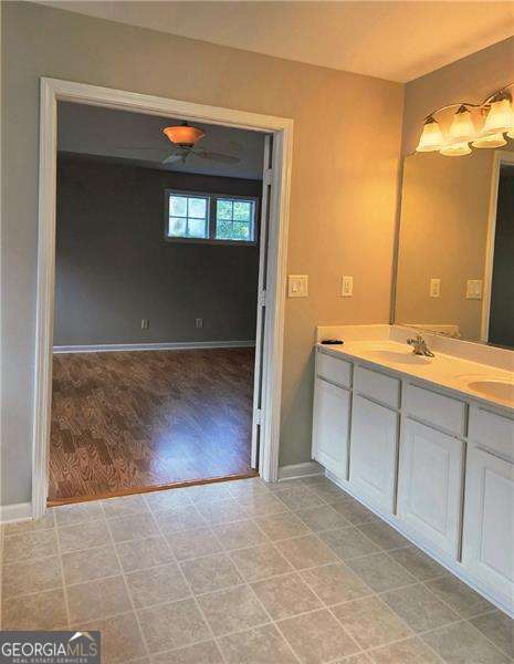Building Photo - 1374 Dukes Creek Dr