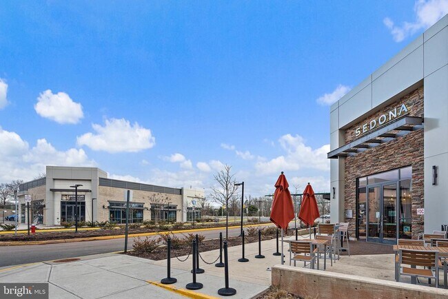 Building Photo - 4810 Garden View Ln