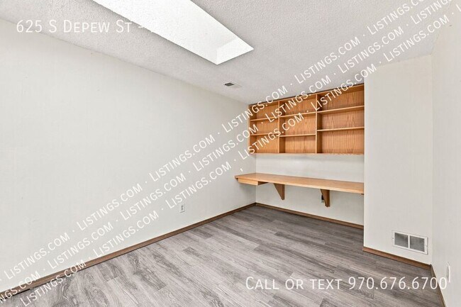 Building Photo - 625 S Depew St