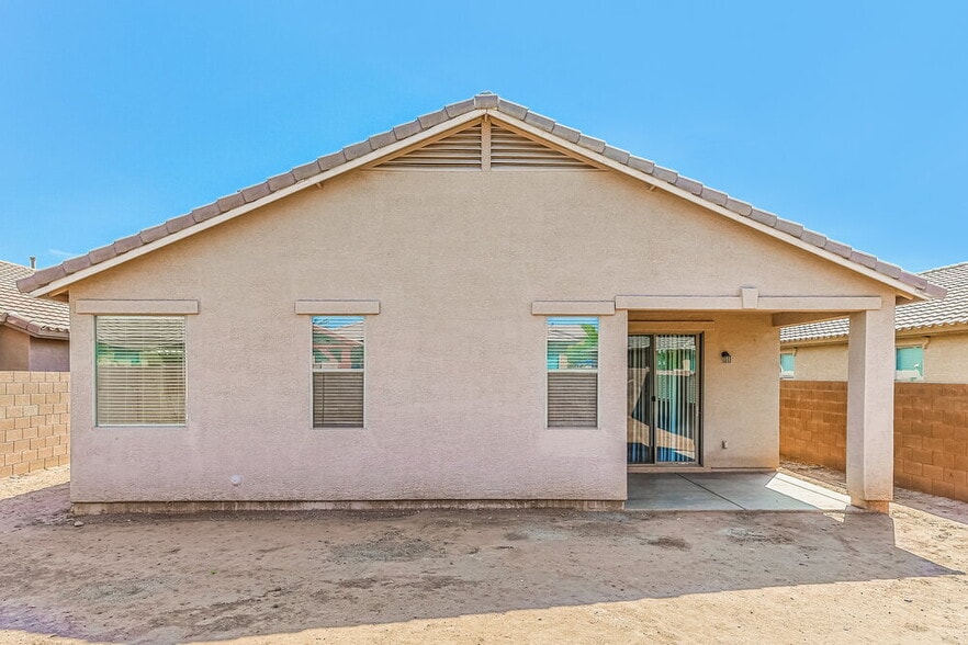 Building Photo - 7905 S 73rd Ln