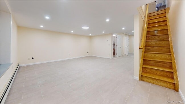 Building Photo - 90-09 68th Ave