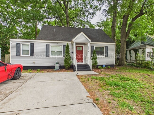 Building Photo - 7803 Nesbitt Dr