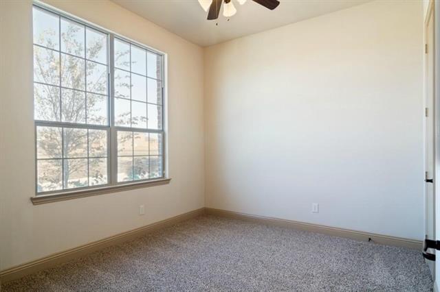 Building Photo - 1021 Taylor Dr