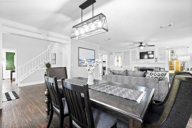 Building Photo - 86 Rockridge Dr