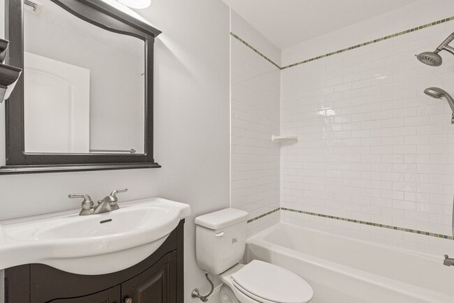 Building Photo - 58 Holton St