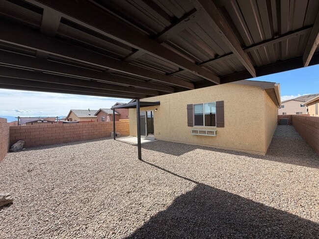 Building Photo - 3 Bedroom Single Story Home Available Near Huning Ranch Loop SW & Main St NW in Los Lunas!