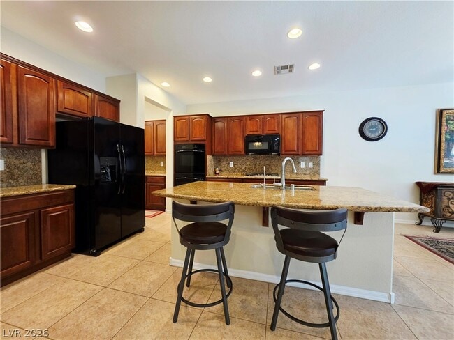 Building Photo - 2312 Perrysburg Dr