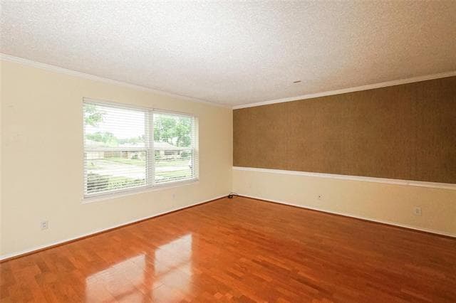 Building Photo - 816 Sherwood Dr