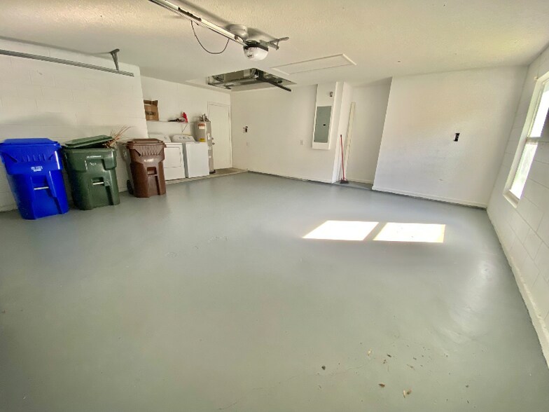 Building Photo - 3111 Crane's Cove Loop