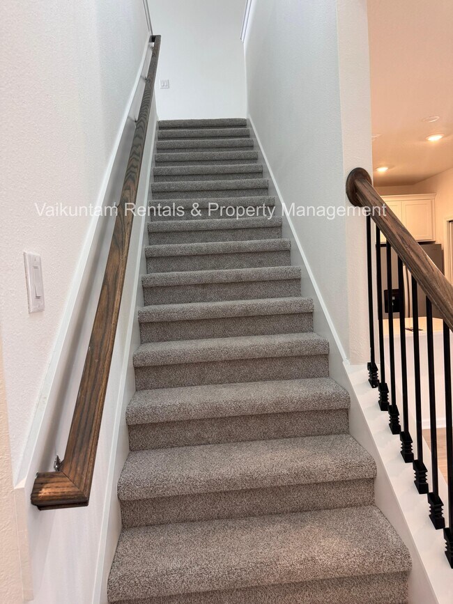 Building Photo - 91 Silver Myrtle Ct