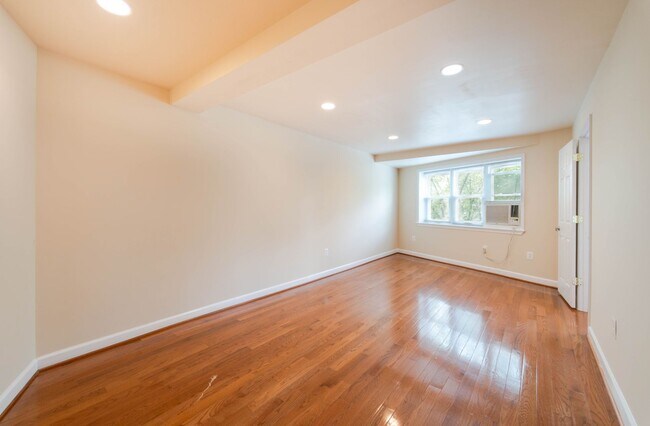 Building Photo - 444 Rhode Island Ave NW