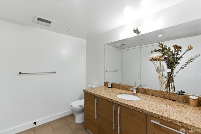 Building Photo - 420 Mission Bay Boulevard North