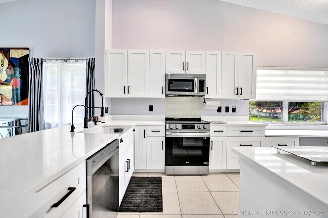 Building Photo - 7669 Springwater Pl