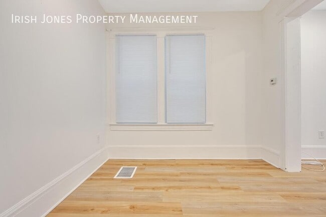 Building Photo - 9 West Ave