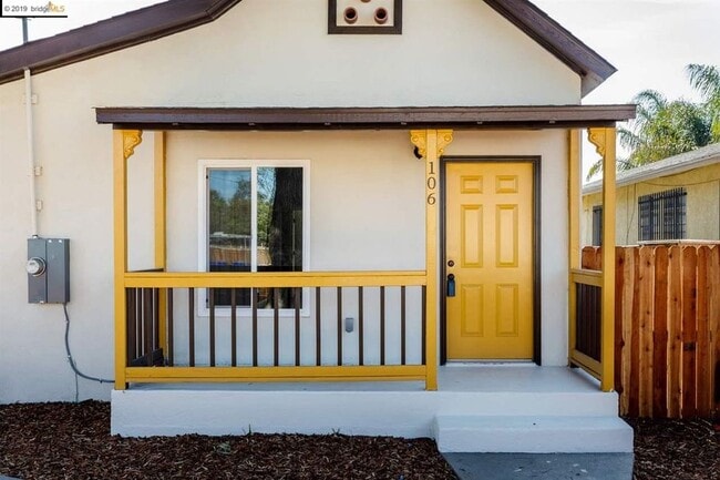 Building Photo - 106 Chanslor Ave