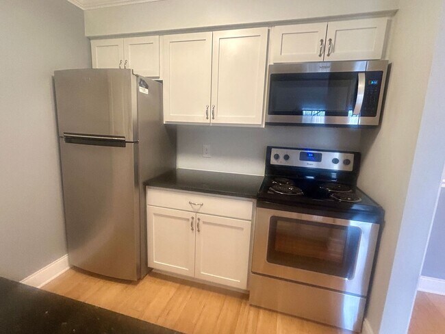 Building Photo - Flo-Mar Terraces