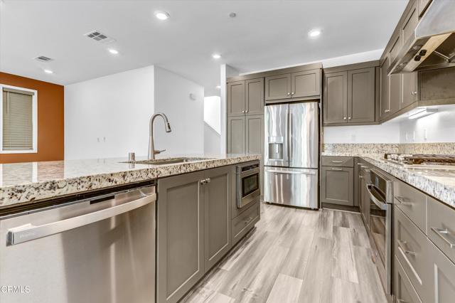 Building Photo - 551 Jubilee Pl