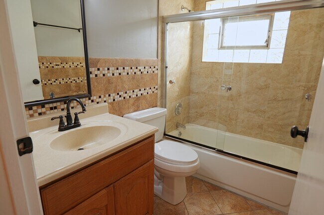 Building Photo - 3680 W 119th St