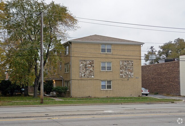Building Photo - 7646-7648 S Harlem Ave