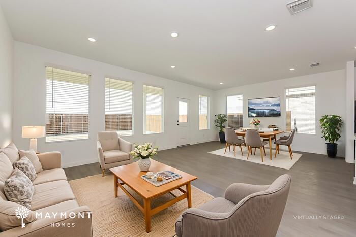 Building Photo - 4761 Paynes Vly Dr