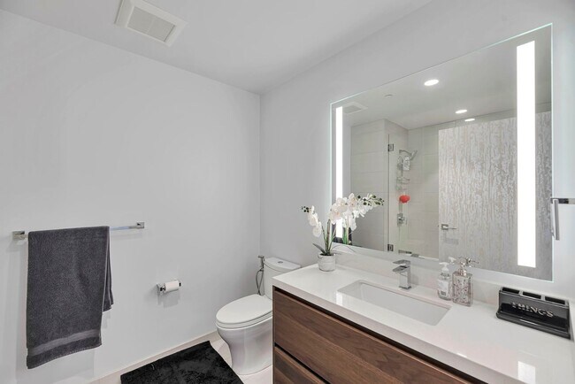 Building Photo - Experience Downtown Bellevue Luxury - Full...