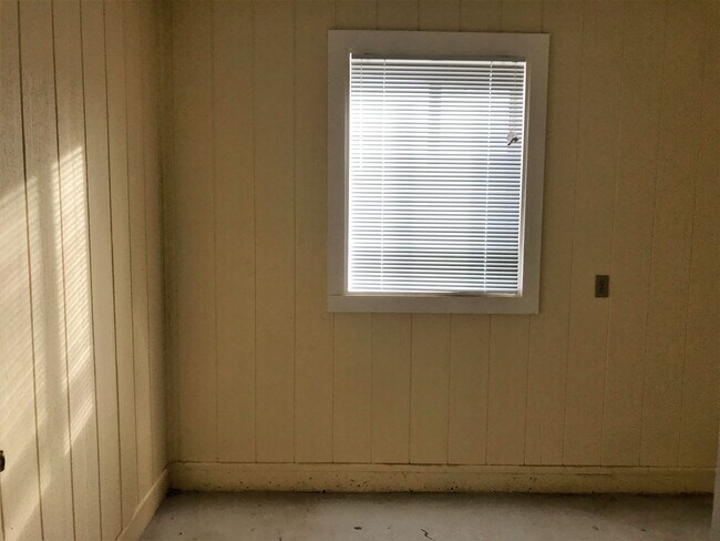 Building Photo - 2775 W Colt Canyon Trail