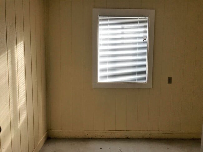 Building Photo - APPLY NOW - 2772 Colt Canyon Trl