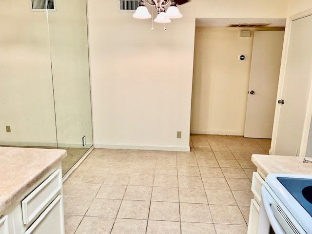 Building Photo - 606 Marshall St