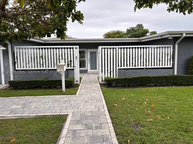 Building Photo - 1951 NE 185th Terrace
