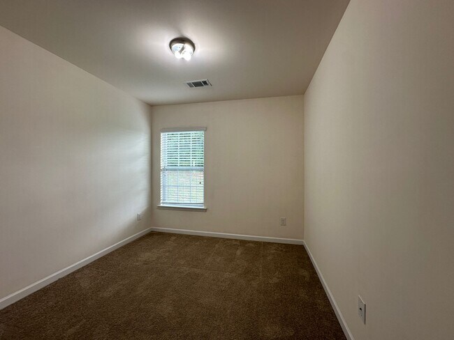 Building Photo - 8957 Bradstreet Commons Way