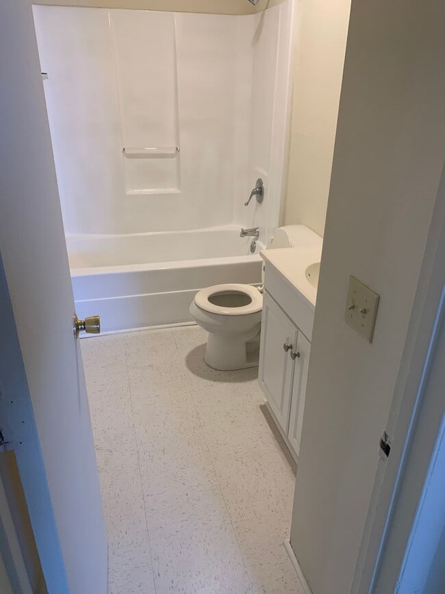 Building Photo - Apply Today! First Month Rent Free