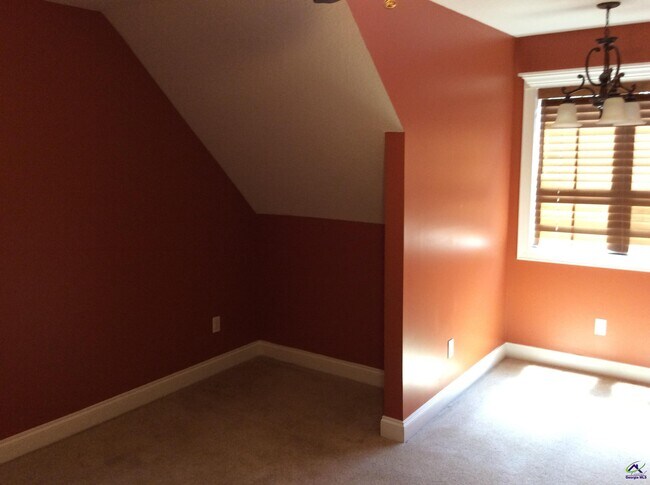 Building Photo - 464 Loblolly Ln