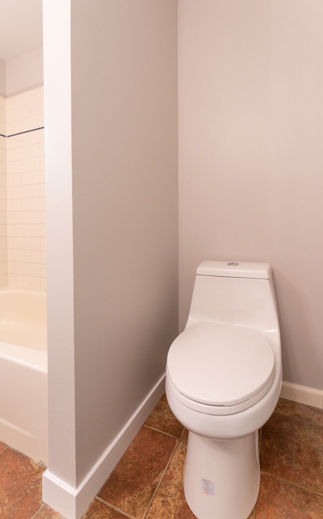 Building Photo - 23516 NE 22nd St