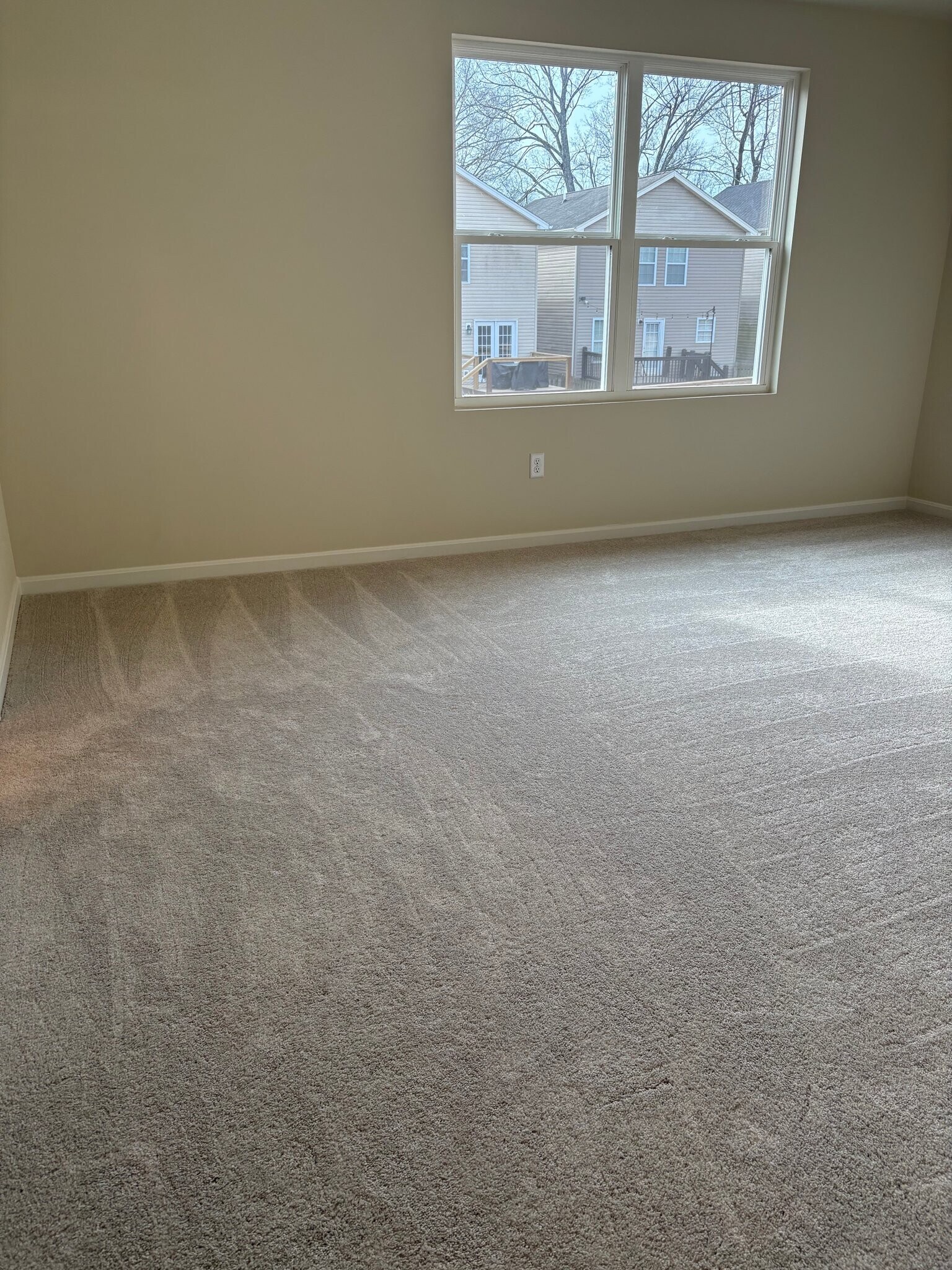 Building Photo - 2013 Lyndon Green Cir