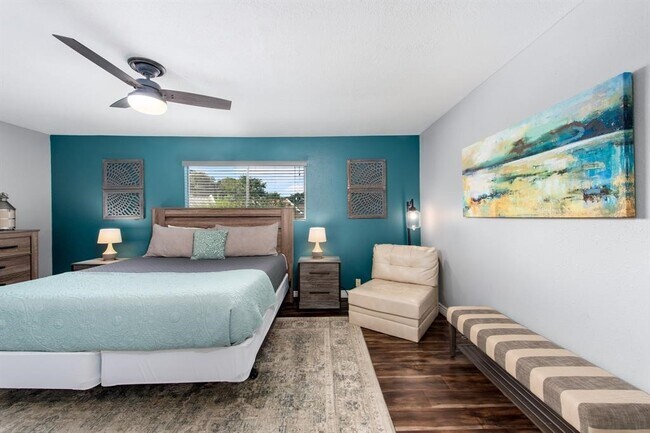 Building Photo - 12500 Melville Dr