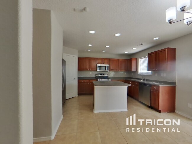 Building Photo - 10311 Nacimiento St NW