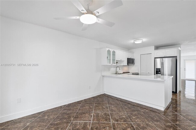 Building Photo - 11432 NW 87th Pl