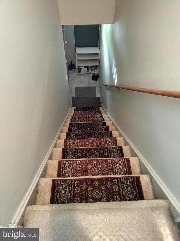 Building Photo - 134 Eaves Mill Rd