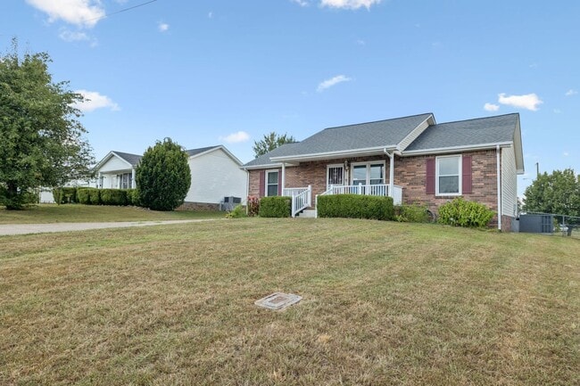 Building Photo - 1073 Bobcat Dr