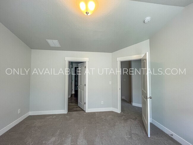 Building Photo - 4237 W 2010 N