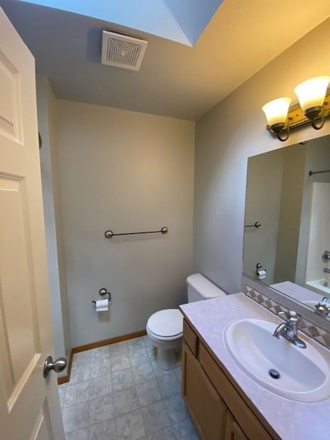 Building Photo - Beautiful 4 bed 3 bath Home Coming Soon!