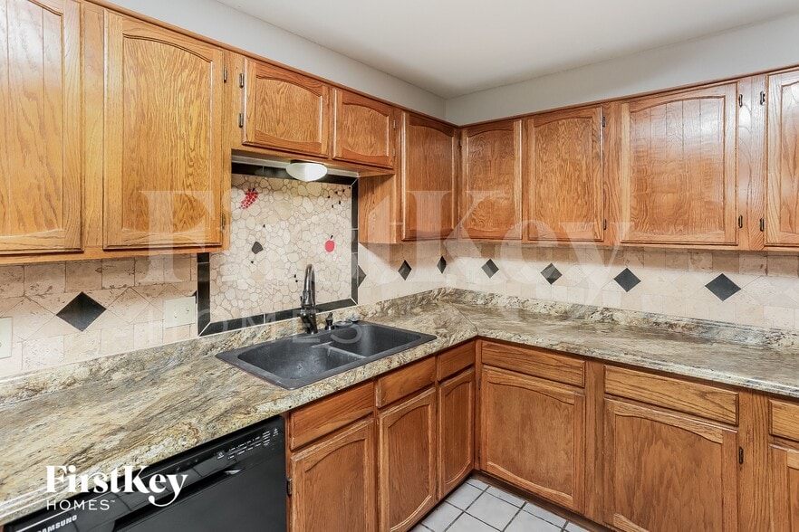 Building Photo - 11908 Metmora Ct
