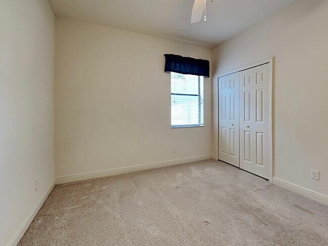 Building Photo - 11735 Albatross Ln