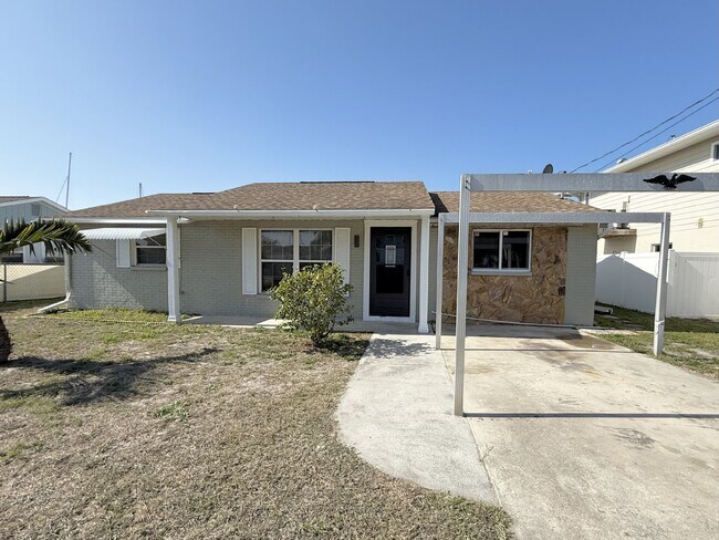 Primary Photo - "Charming 3-Bedroom Home with Granite Coun...