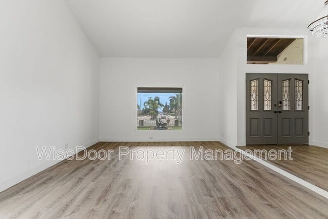 Building Photo - 1500 Aldea Dr