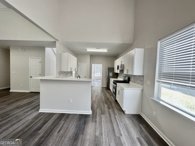Building Photo - 8295 Eastshore Dr