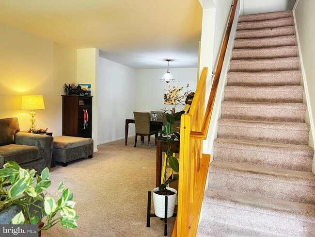 Building Photo - 6501 Coventry Way